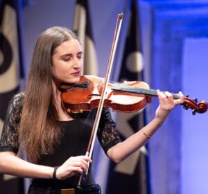 6/43 Performance of violin student